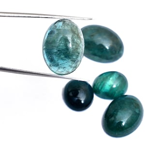 Lote de cabujón ovalado de piedra preciosa de grandidierita natural de 11 mm a 16 mm / Piedra preciosa semipreciosa de grandidierita AAA+ extremadamente rara con parte posterior plana y lisa