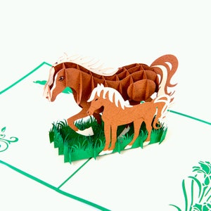 Cadeau fait à la main Célébration Chevaux artisanaux Pop Up Card