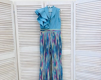 Macacão jeans listrado azul com babados/roupa casual para meninas/roupa casual para concurso/roupa jeans/roupa para concurso personalizada