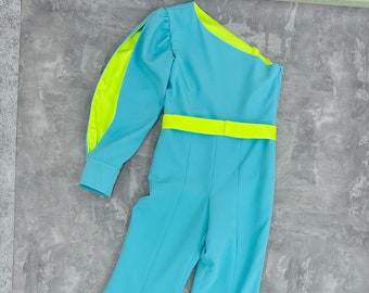 Mint turquoise pageant jumpsuit with one sleeve and yellow accents/ Teens turquoise romper/ Girls Interview outfit/ Pageant casual wear