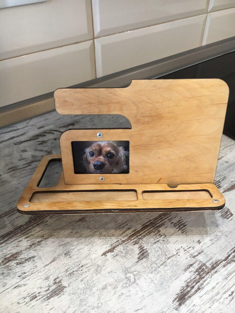 desk d\u00e9cor for women,wood docking station,third anniversary,desktop gift for him,wooden iphone stand,desk gift for him,gifts for dad ideas