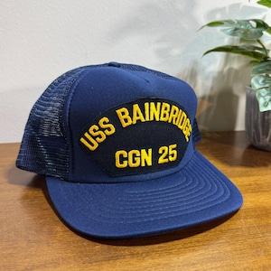 Vintage USS Bainbridge CGN 25 Hat Cap Baseball Trucker Mesh Snapback Speedway