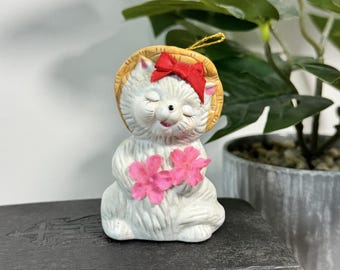 ヴィンテージ GIFTCO 白猫鈴付き置物 麦わら帽子 赤いリボン ピンクの花 台湾製