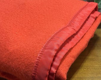 Vintage Twin Size Acrylic Red Blanket Nylon Satin Trim 72x90