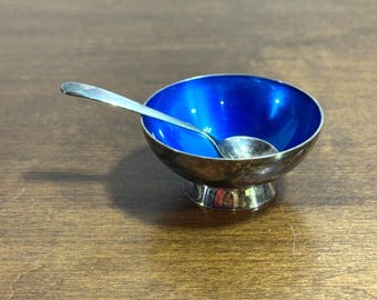 美しいロシアの銀鍍金七宝焼きスプーン。有名な銀細工師グスタフ