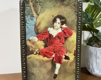 Lata vintage de balas de caramelo Wilkin's Red Boy, marca Master Lambton, publicidade de doces ingleses.