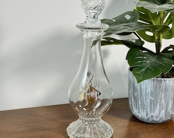 Karafka ze szkła w stylu vintage, złota, z rybką aniołem, z korkiem w stylu mid-century modern