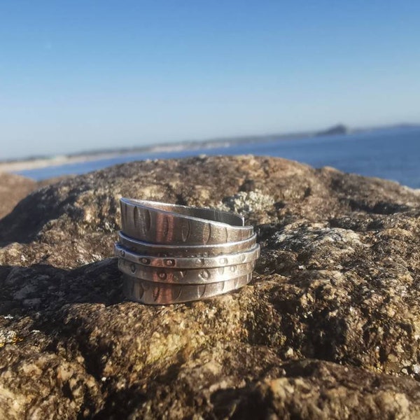 Bague en argent oxydé réglable à dos ouvert