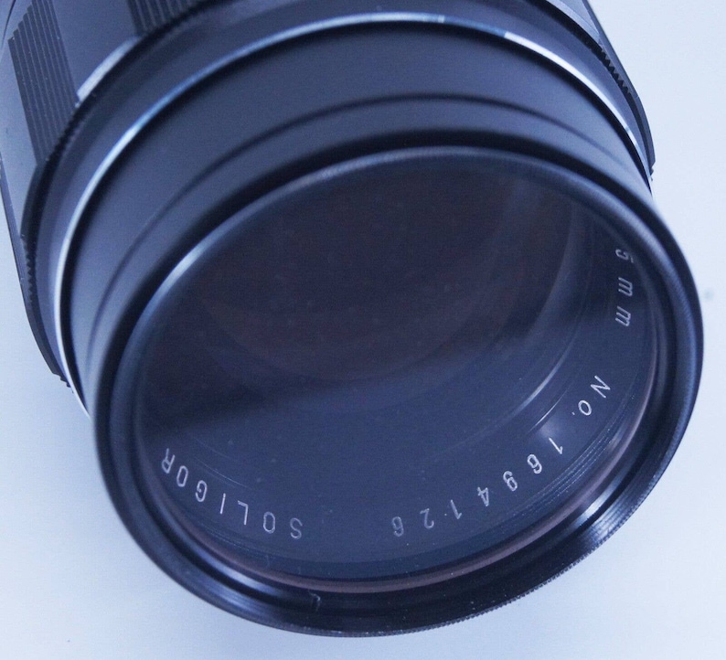Vintage Soligor 135mm F / 2.8 TeleAuto Camera Lens Made in Japan With Caps afbeelding 7