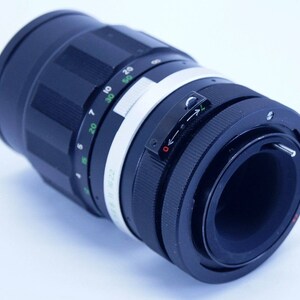 Vintage Soligor 135mm F / 2.8 TeleAuto Camera Lens Made in Japan With Caps afbeelding 8
