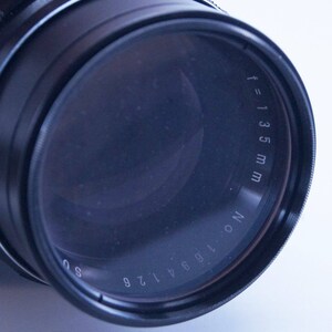 Vintage Soligor 135mm F / 2.8 TeleAuto Camera Lens Made in Japan With Caps afbeelding 6
