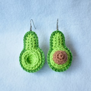 Avocado Ohrringe | Handgemachte Lebensmittel Schmuck | Süße Ohrringe | Edelstahlhaken | Geschenk für Sie | Obst Ohrringe