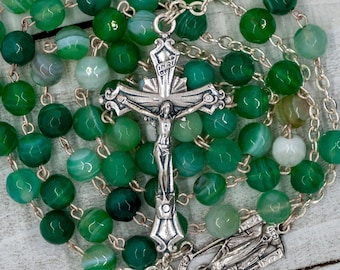Bonyak Jewelry Light Green Glass August Rosary Boxed Bonyak Jewelry Light Green Glass August Rosary Boxed