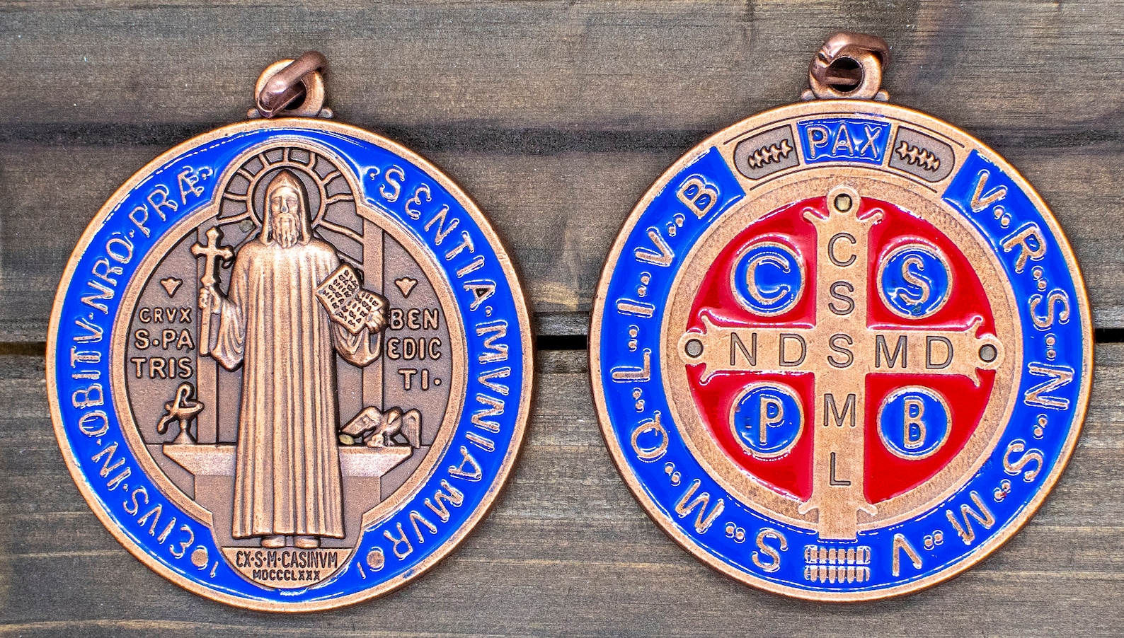 Grande médaille SaintBenoît 2 de diamètre Etsy