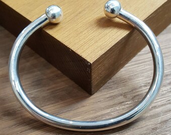 children's torque bangle