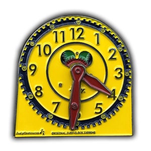 School Clock Pin | School Pins | Nostalgia pins | Clock pin |