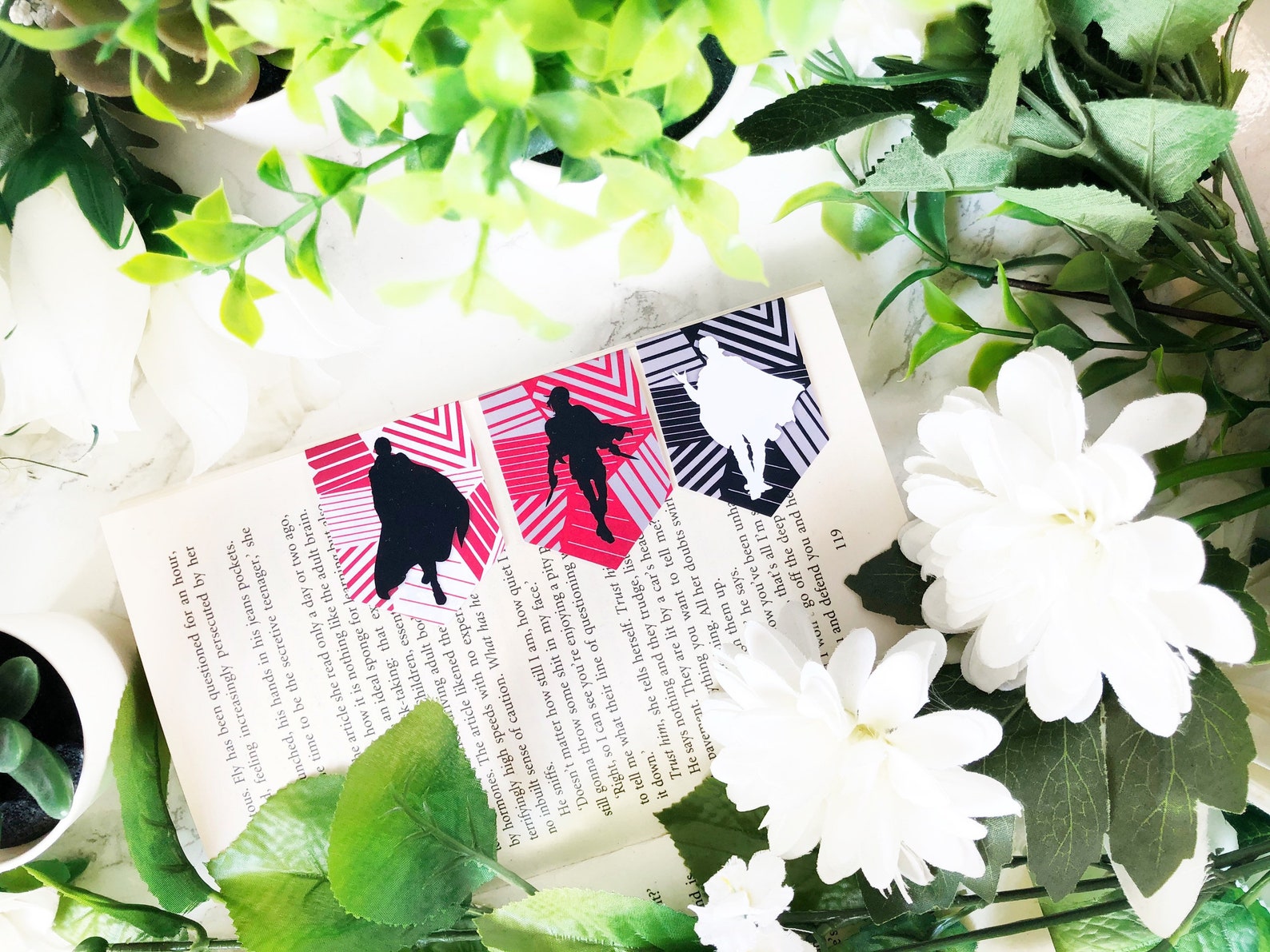11-a-darker-shade-of-magic-bookmarks-options-available-etsy