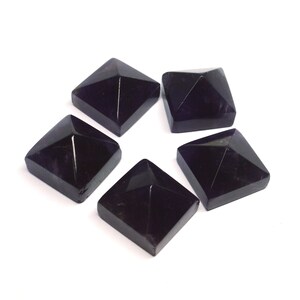 Tempting Awesome Quality Amethyst Gemstone, Strongly Amethyst Pyramid Shape 5 Peace Lot, Amethyst Gemstone, Size 11X11 MM