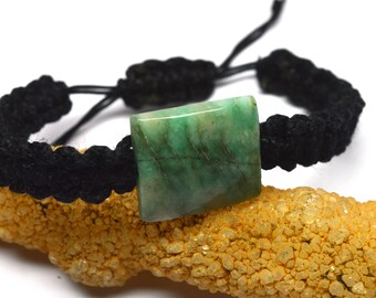 Emerald Cabochon Macrame Bracelet: Natural Gemstone, Adjustable 7/8 Inch