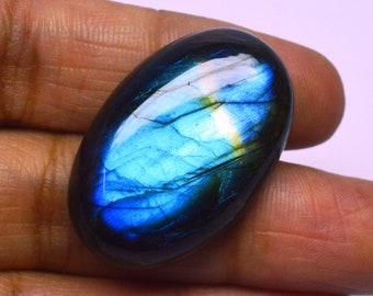 Beautiful Labradorite Gemstone, Oval Shape Stone, Attractive Blue Flashy Labradorite Cabochon, Semi Precious Labradorite, Size 29X19X7 MM