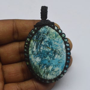 Colgante de piedra preciosa turquesa de increíble calidad, increíble colgante de piedra preciosa turquesa, cristal curativo, muy pulido, tamaño 67 x 40 x 13 mm