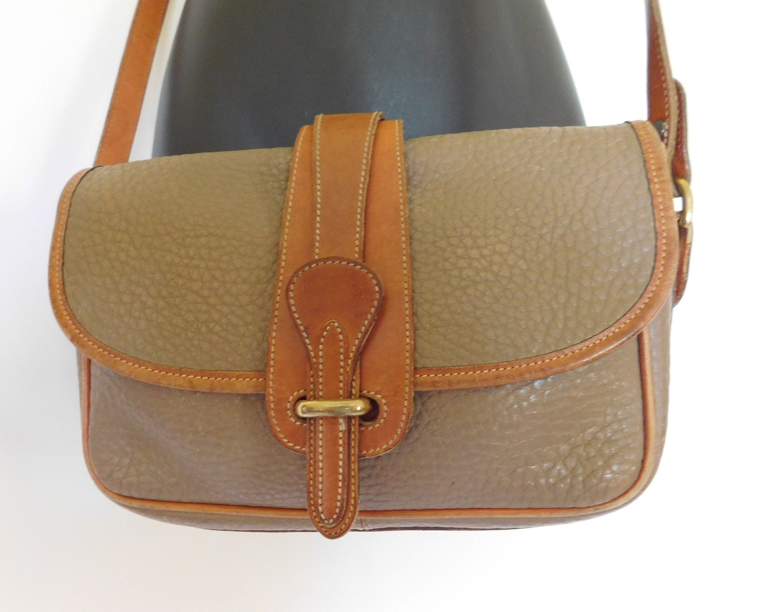 Vintage Dooney & Bourke All Weather Leather Crossbody Shoulder Bag Y2K