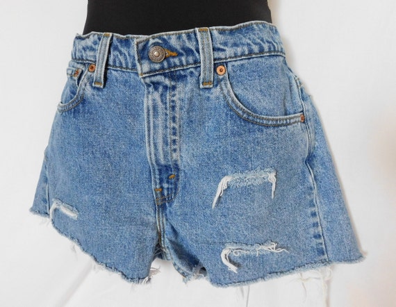 Vintage High Waist Levi's 505 Distressed Denim Mo… - image 3