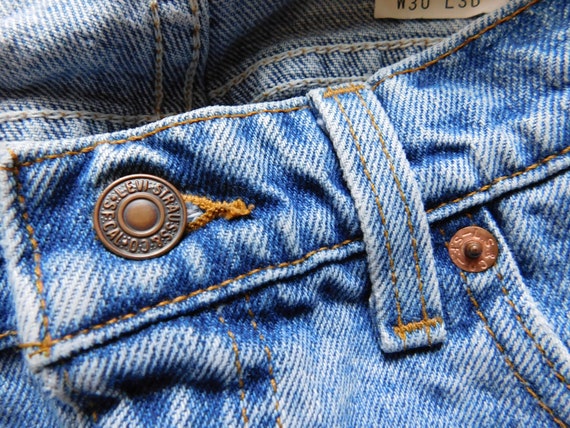 Vintage High Waist Levi's 505 Distressed Denim Mo… - image 9