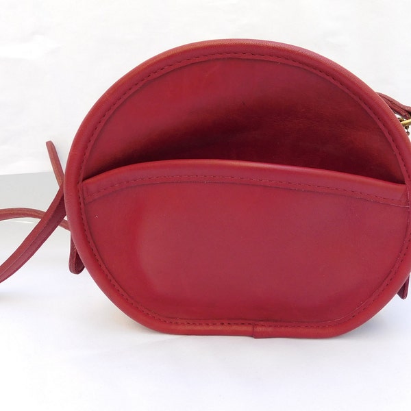 COACH 9982 Vintage Red Leather Chester Crossbody Zip Closer USA
