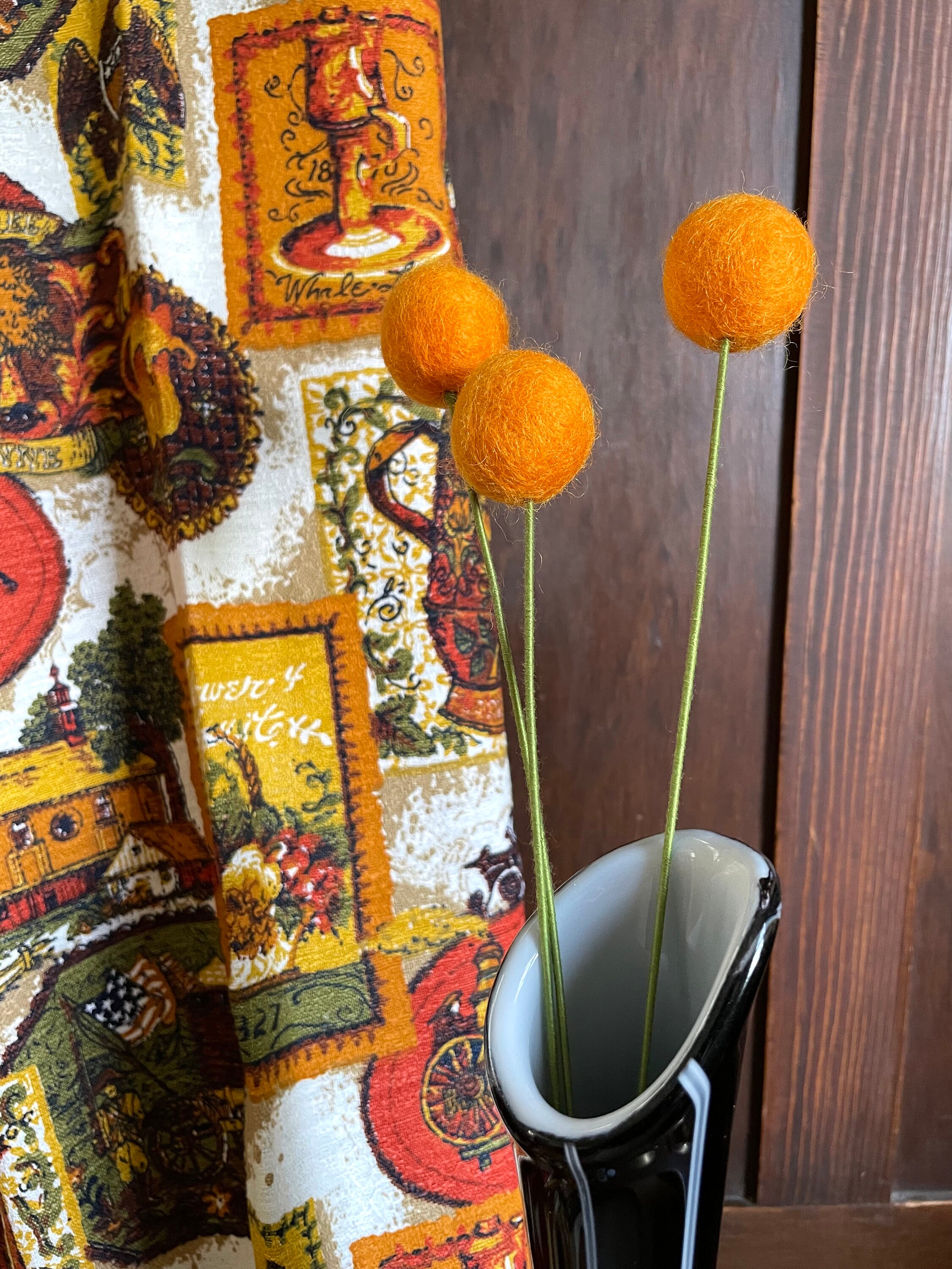 BARKCLOTH Fabric Panel, Colonial Pattern, House N Home Fabrics and Draperies Inc., Sew, Pillows