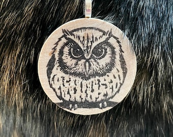 Owl Necklace. Wood pendant can be personalized.