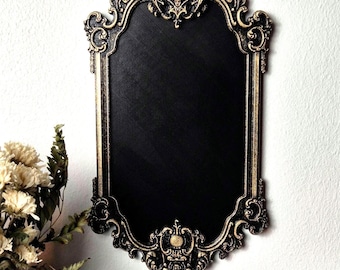 Cornice gotica vittoriana con pipistrello vampiro / Decorazione murale macabra / Arte gotica barocca / Galleria domestica dark / Regalo gotico / Stampa 3D