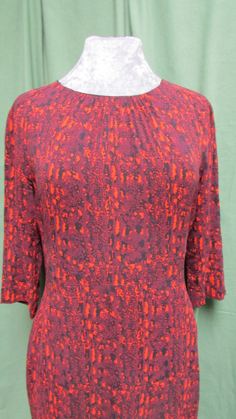 Sweet 34 sleeves and gathered round neck UK 12 Lovely silk fitted dress by Whistles pretty shades of Autumnal colours a great Xmas dress