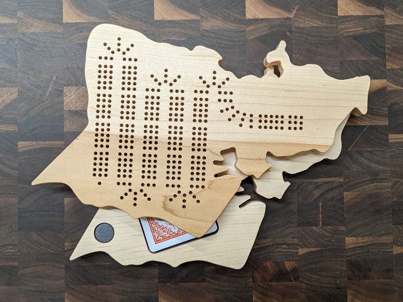 Oahu Island Hawaii HI Travel Cribbage Board, Storage Inside, Includes Cards and Pegs image 1