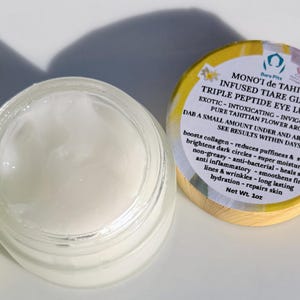 Met monoï de Tahiti doordrenkte tiare EYE LUX tri-peptidegel