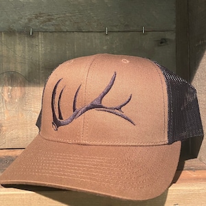 MULTIPLE COLOR CHOICES Game On bull elk shed snap back coyote brown black