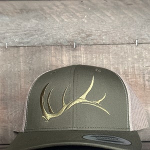 MULTIPLE COLOR CHOICES Game On bull elk shed snap back Green- moss shed