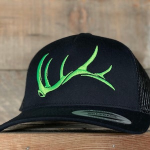 MULTIPLE COLOR CHOICES Game On bull elk shed snap back black - flo green