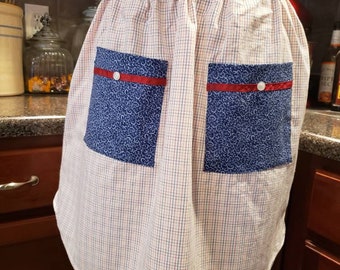 Hostess apron.  Handmade half apron.