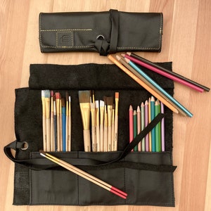 Leather paint brush and pencil roll, Paint brush holder, paint brush and pencil roll up pouch, Artist roll, Leather pencil case