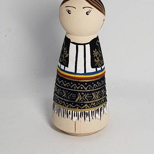 Dolls of the world Peg dolls, multicultural peg dolls,Waldorf dolls, international dolls, educational resource dolls image 4