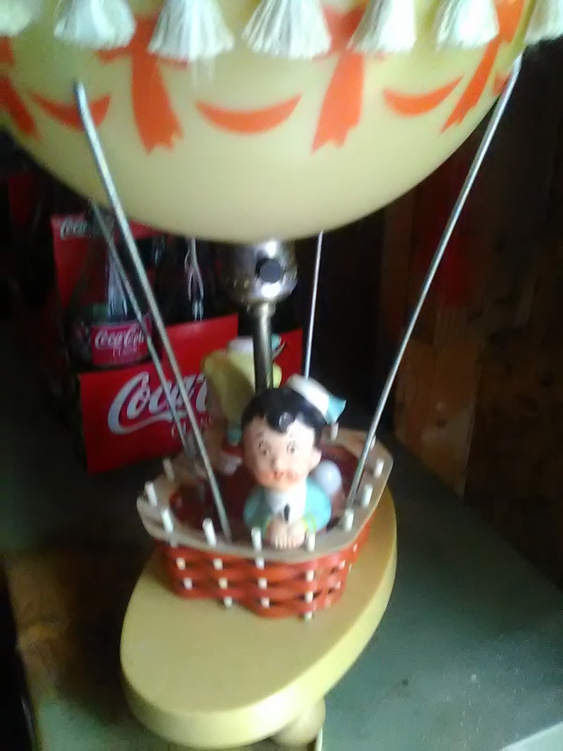 CHILDS ANTIQUE LAMP