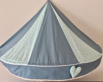 Bed canopy/canopy hearts/curtain/heart/border