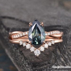 Vintage Teal Sapphire Engagement Ring Set Rose Gold Pear Shaped Natrual Sapphire Ring Diamond Stacking Band Art Deco Infinity Promise Ring