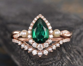 1.6ct Pearl Cut Emerald Engagement Ring Set Twist Rose Gold Solitaire Ring Pear Shaped Emerald Bridal Set Halo Infinity Diamond Wedding Ring
