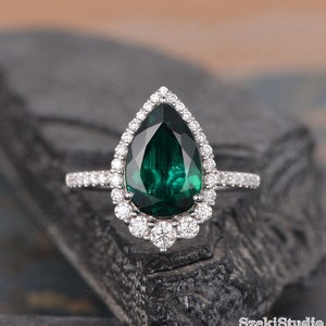 3.5ct Pear Cut Emerald Engagement Ring Pear Shaped Wedding Ring Rose Gold Bridal Set Tear Drop Halo Ring 8x12mm Lab Emerald Ring