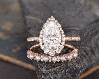 3.5ct Moissanite Ring Pear Shaped Engagement Ring Rose Gold Bridal Set Pearl Moissanite Stacking Ring Set Tear Drop Halo Ring Art Deco