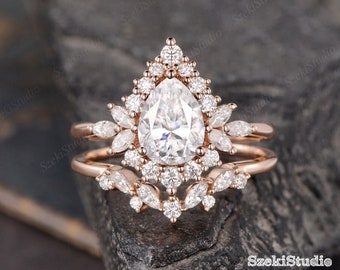 Pear Moissanite Engagement Ring Set Cluster Diamond Bridal Wedding Set Rose Gold Women Pear Shaped Moissanite Bridal Set Halo Anniversary