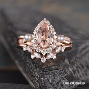 Pear Shaped Morganite Engagement Ring Set Rose Gold Wedding Ring Set Cluster 1.6ct Vintage Peachy Morganite Ring Women Halo Diamond Ring