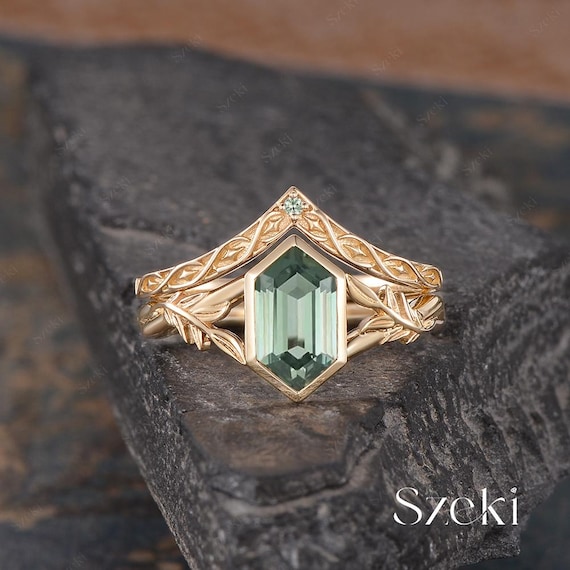 Elongated Hexagon Cut Green Sapphire Ring Set Vintage Leaf